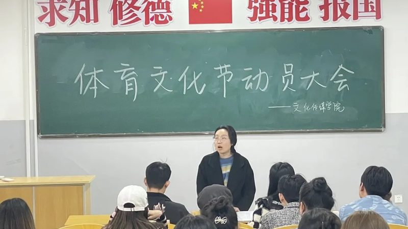 个性化物料清单根据活动特点，为策划者提供定制化的物料方案。这种模板具有以下特点：