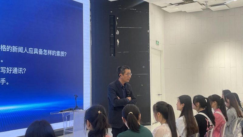 短视频灯光定制：揭秘灯光厂家的选型逻辑与关键要素